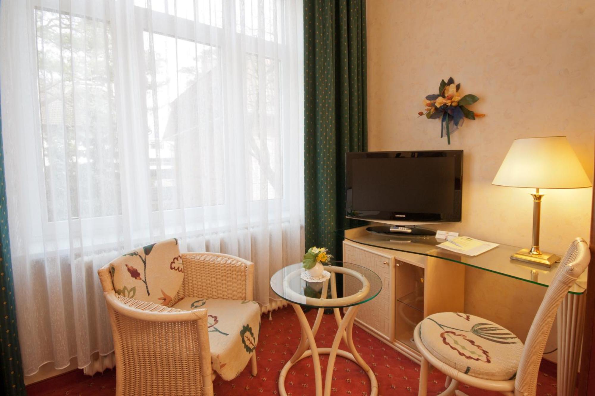 Park-Hotel Timmendorfer Strand Rum bild